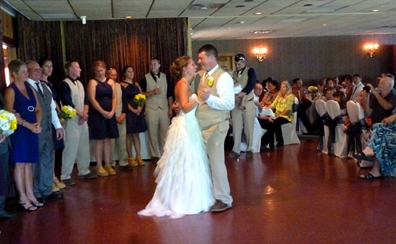 Select Receptions By Cny Djs Our Day S Focus On One An Unforgettably Fun Wedding At The Whitetail In Manlius Ny