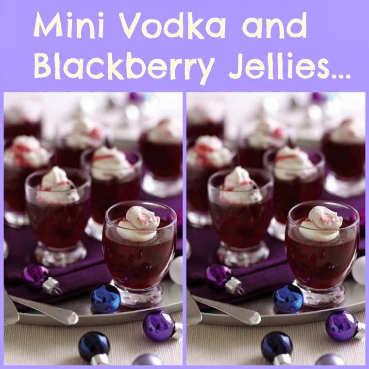 Mini Vodka and Blackberry Jellies: Weekend Fun
