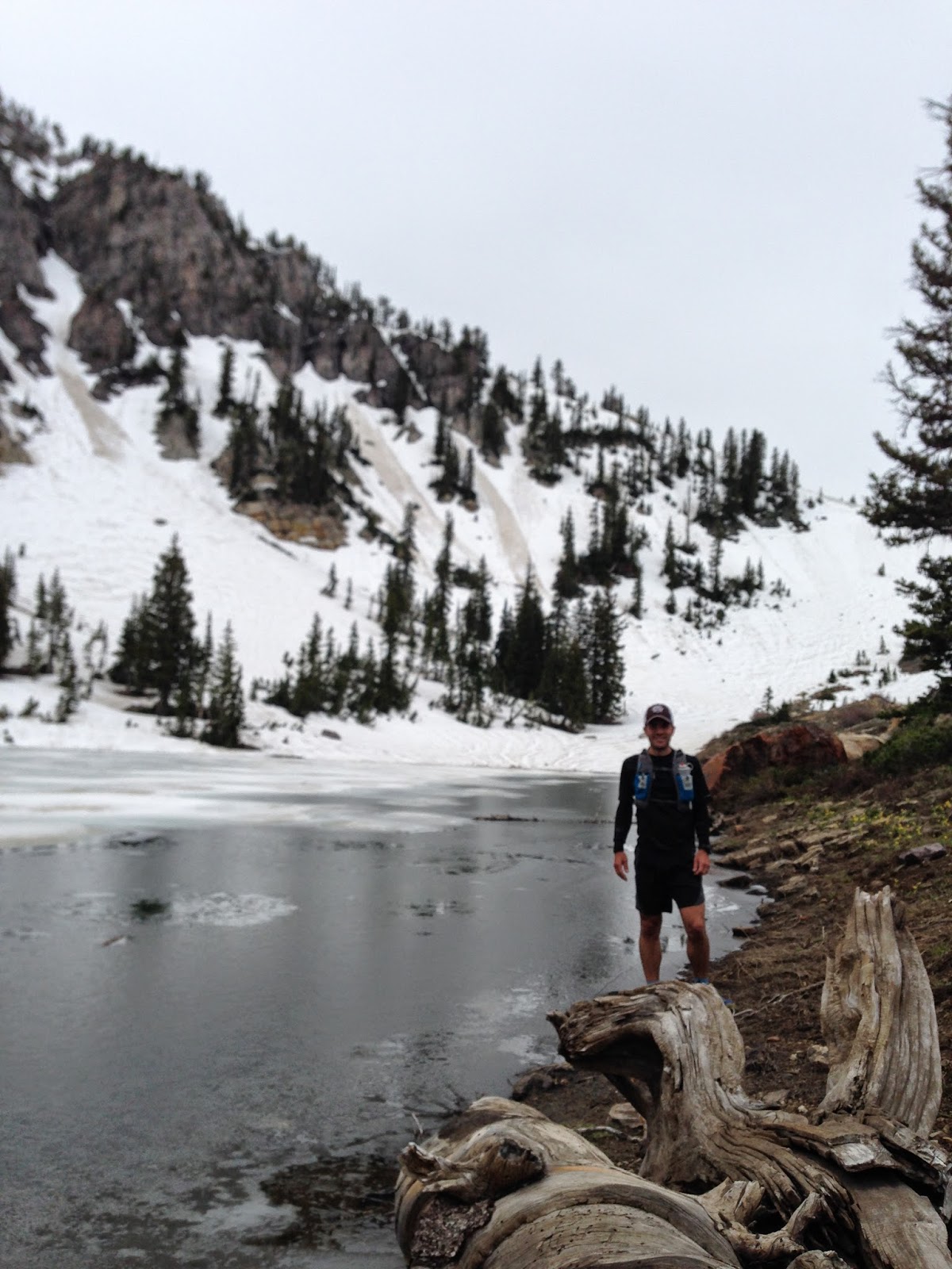 He's a Trailrunner, She's a Photographer Logan Peak Trail Race The