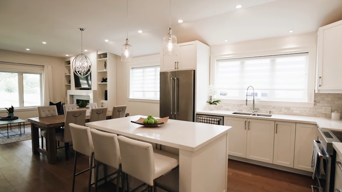 35 Interior Design Photos vs. 37 Coney Rd, Toronto Luxury Home Tour