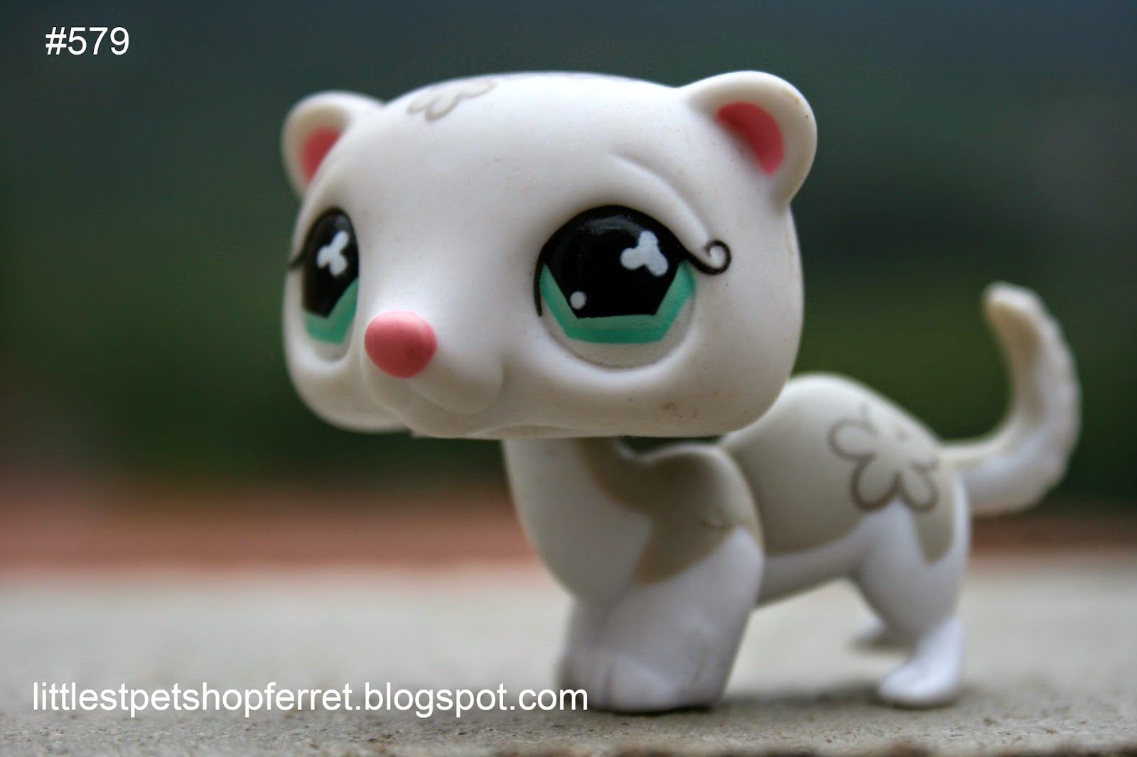 LITTLEST PET SHOP Lps Authentic White And Baby Pink Ferret #520 EUR 16