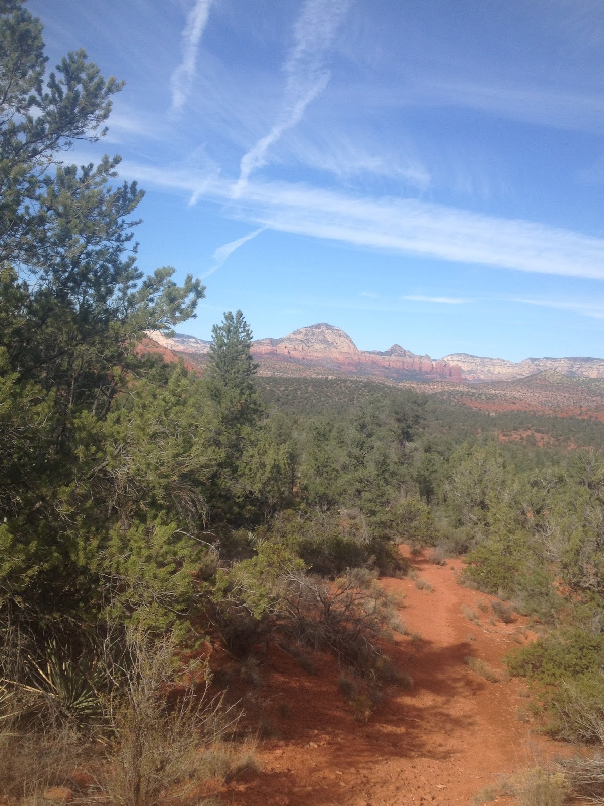 Sedona Hiker Twin Pillars/Turkey Creek Village of Oak Creek