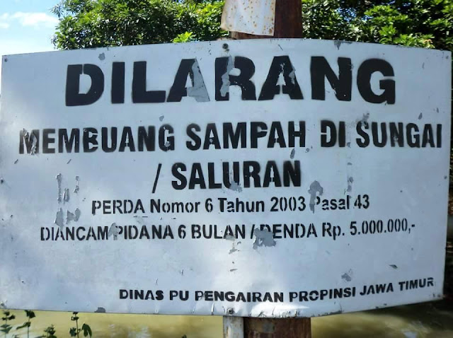 Kades Penambangan Tegaskan Sangsi Buang Sampah di Sungai