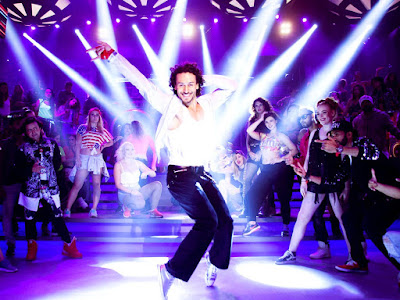 Dansing HD Wallpapers Of Tiger Shroff Dansing HD Wallpapers Of Tiger Shroff