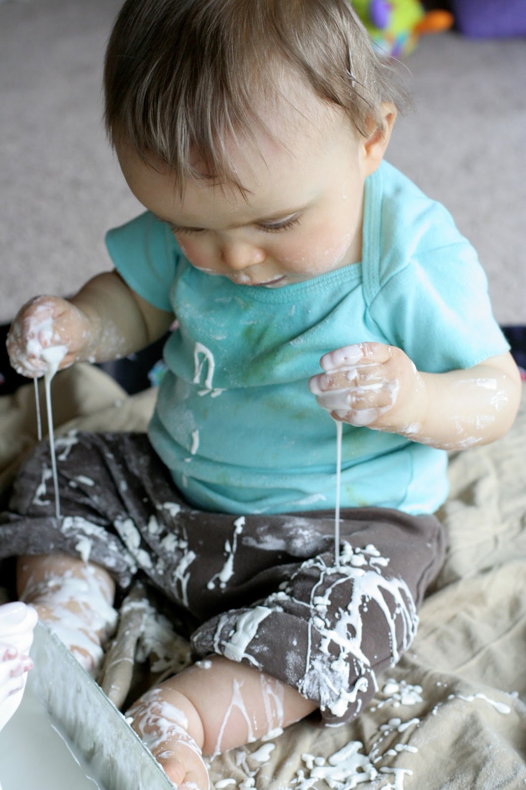 Super Easy Sensory Play Cornstarch and Water