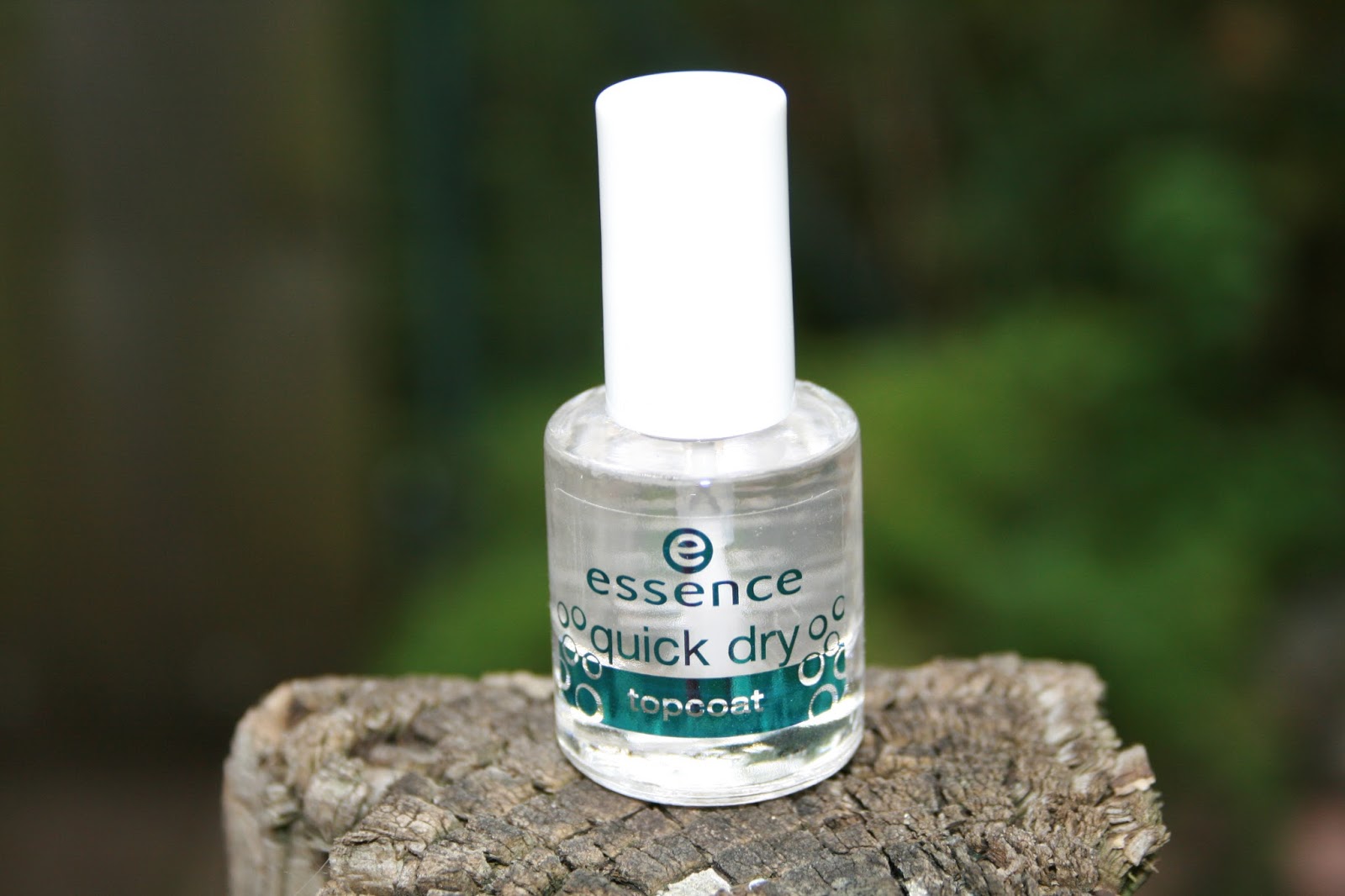 Things to love. Getestet... Essence Quick Dry Topcoat