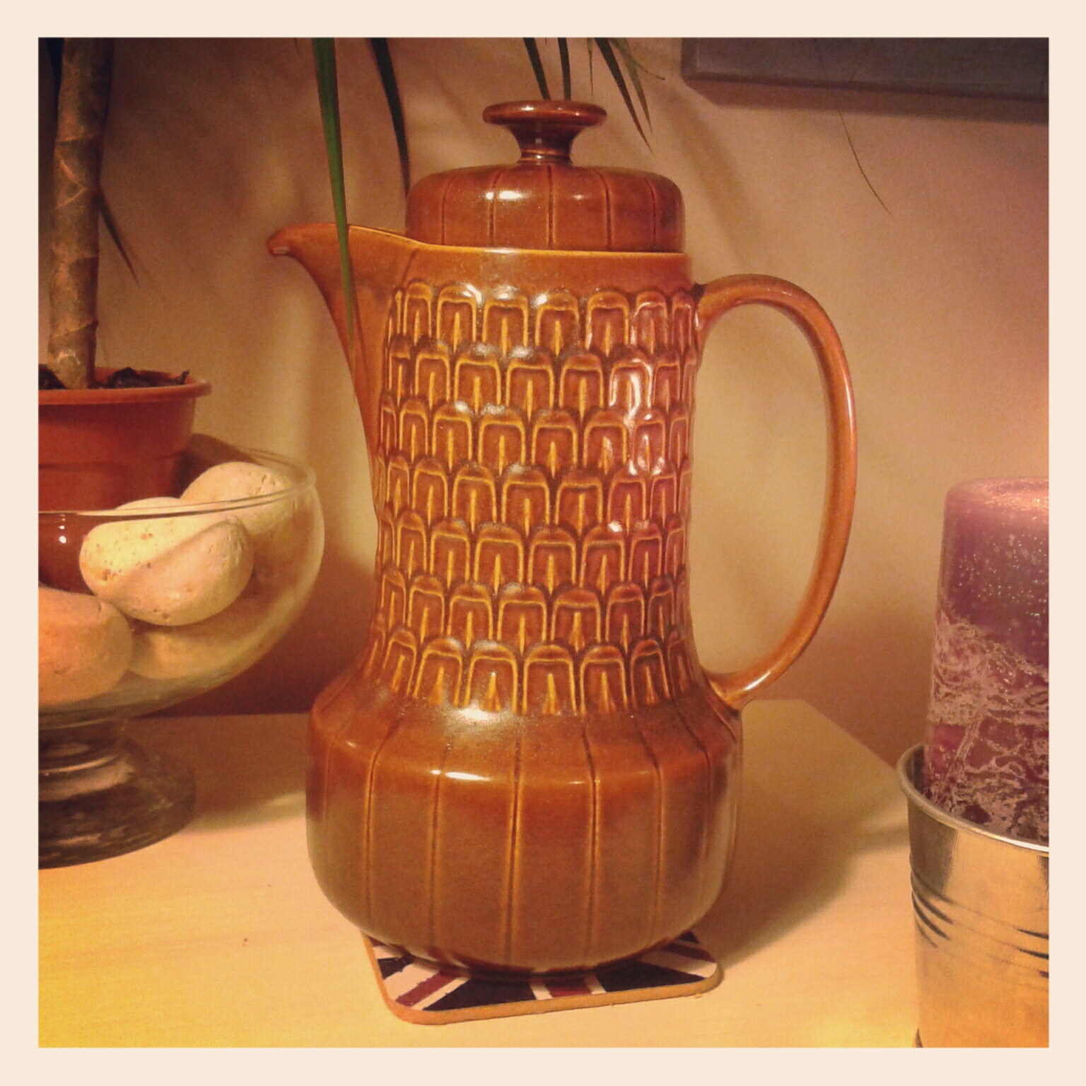 LucyLizzie's PreLoved Boutique Large Sadler Pottery Coffee Pot