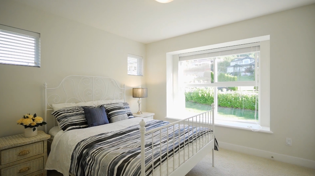 25 Interior Design Photos vs. 25340 Bosonworth Ave, Maple Ridge, BC Luxury Home Tour