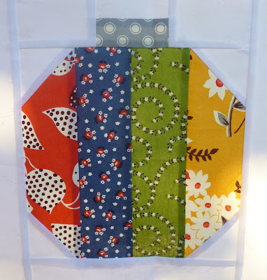 red blue green yellow vintage holiday christmas quilt block