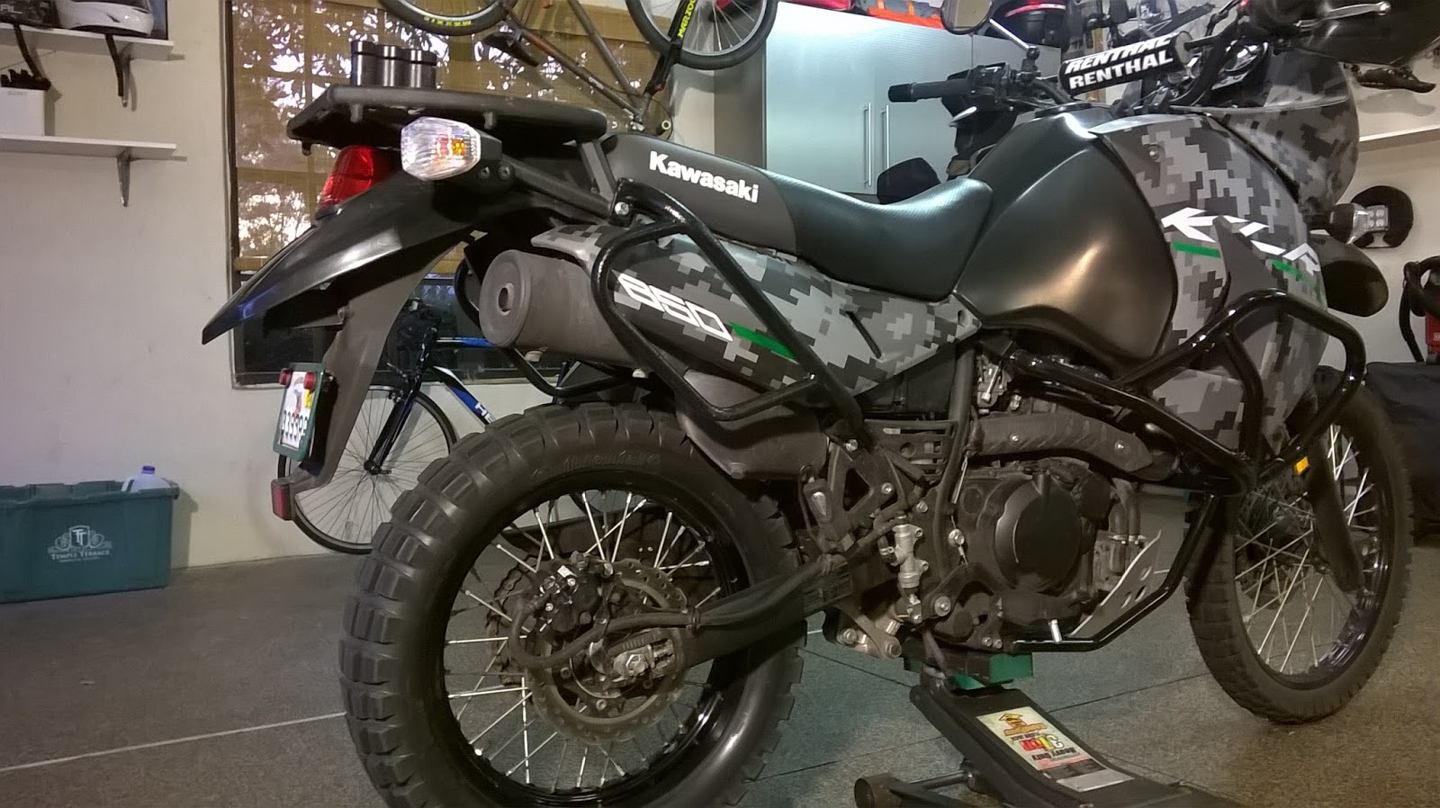 klr 650 light bar