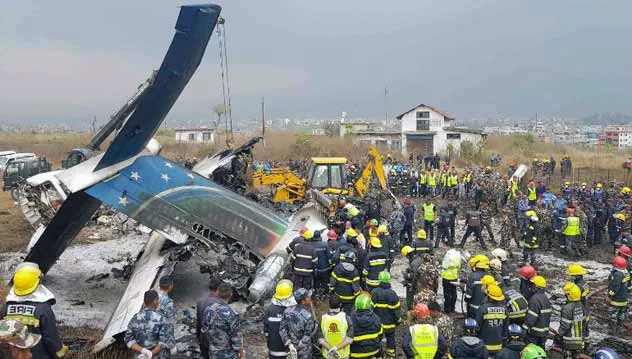 Plane crashes in Kathmandu - killed 49