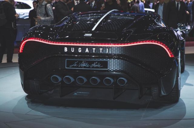 صور سيارة بوغاتي لا فواتير نوار Bugatti La Voiture Noire صور سيارة بوغاتي لا فواتير نوار Bugatti La Voiture Noire
