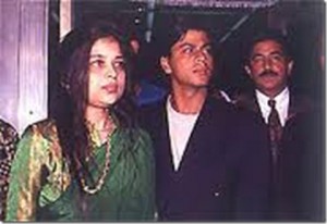 Bollywood Actor Shah Rukh Khan with Elder Sister Shehnaz Lala Rukh (Left) | Bollywood Actor Shah Rukh Khan Elder Sister Shehnaz Lala Rukh Photos | Family Photos | Real-Life Photos