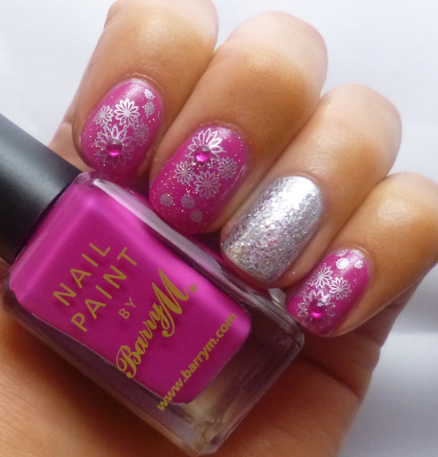 Lou is Perfectly Polished Nails for the Masquerade Ball