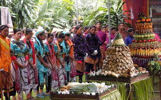 tradisi labuhan desa wisata agrobahari imorenggo desa wisata imorenggo tradisi labuhan