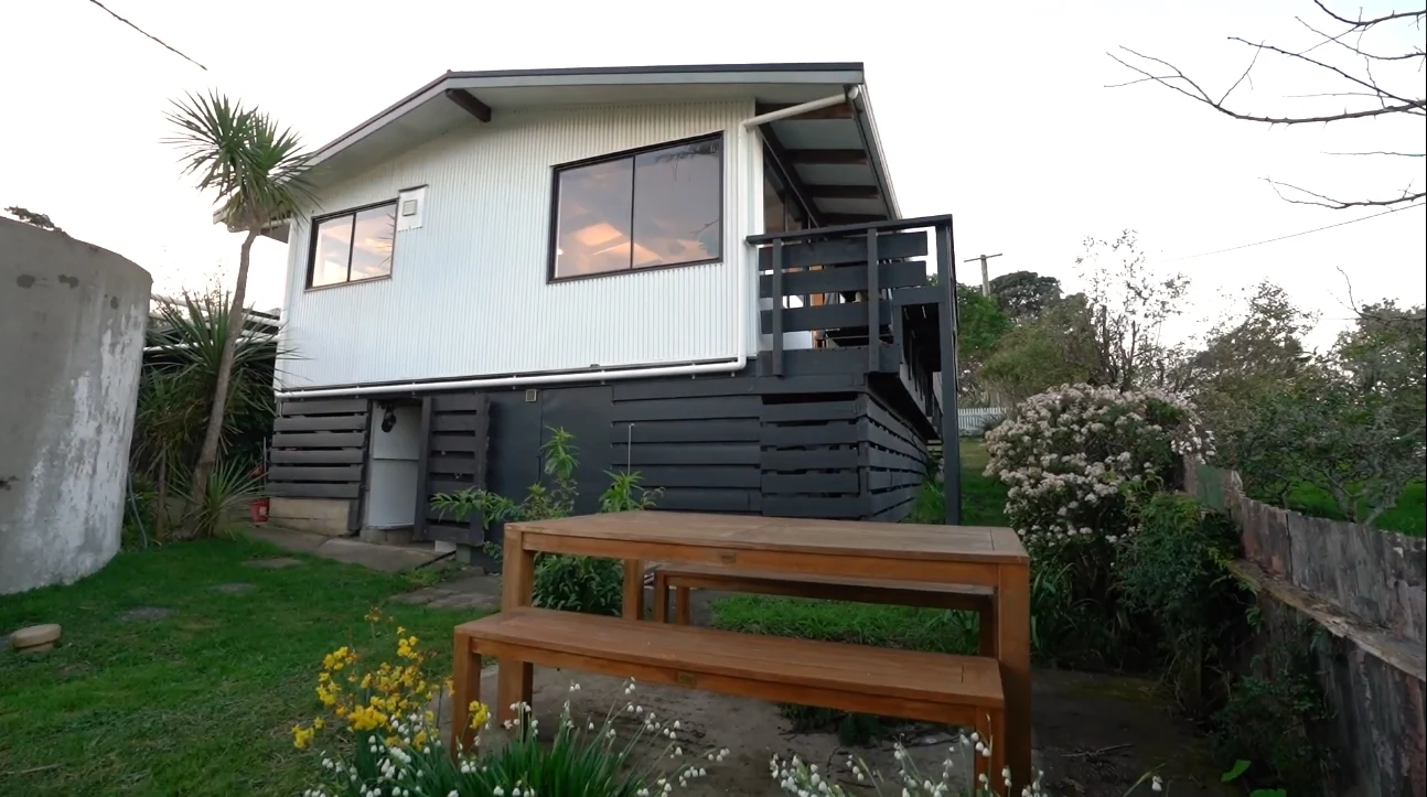 Home Interior Design Tour vs. 13 Tahatai Road Oneroa, Auckland 1081, New Zealand