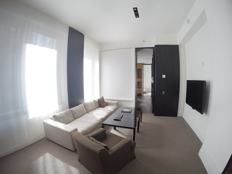 Euriental | fashion & luxury travel | Andaz 5th Avenue Splash Suite