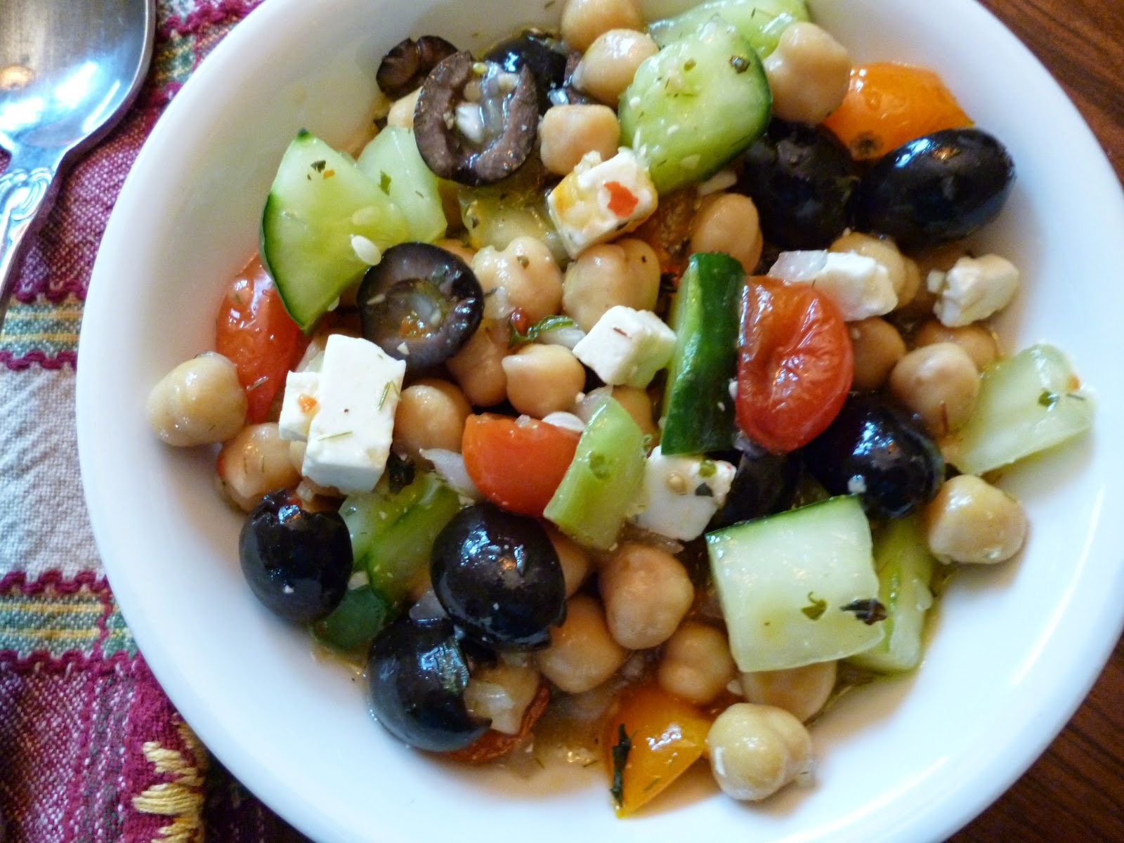 darlaville greek garbanzo bean salad