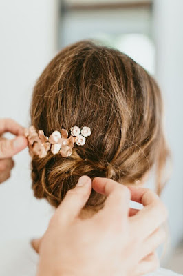 ✘ 32+ Chic And Captivating Bridesmaid Hairstyles For Medium Length Hair Bridesmaid hairstyles must be styled perfectly as your bridesmaids will surround you much ✘ 32+ Chic And Captivating Bridesmaid Hairstyles For Medium Length Hair