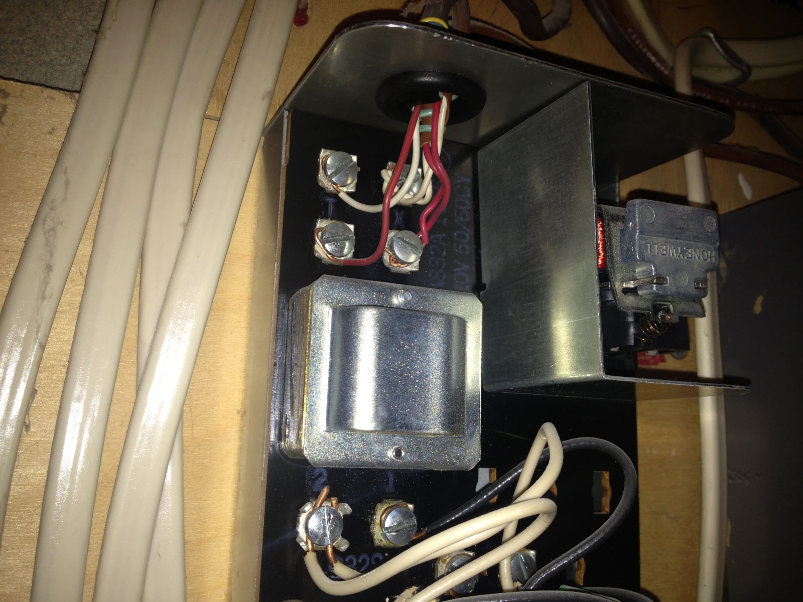 My Insteon 2441 Thermostat Install Questions 2441th