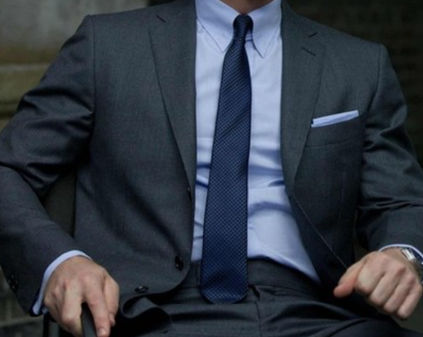 What Color Of Shirt And Tie To Wear With Grey Suit - Maxium Buff