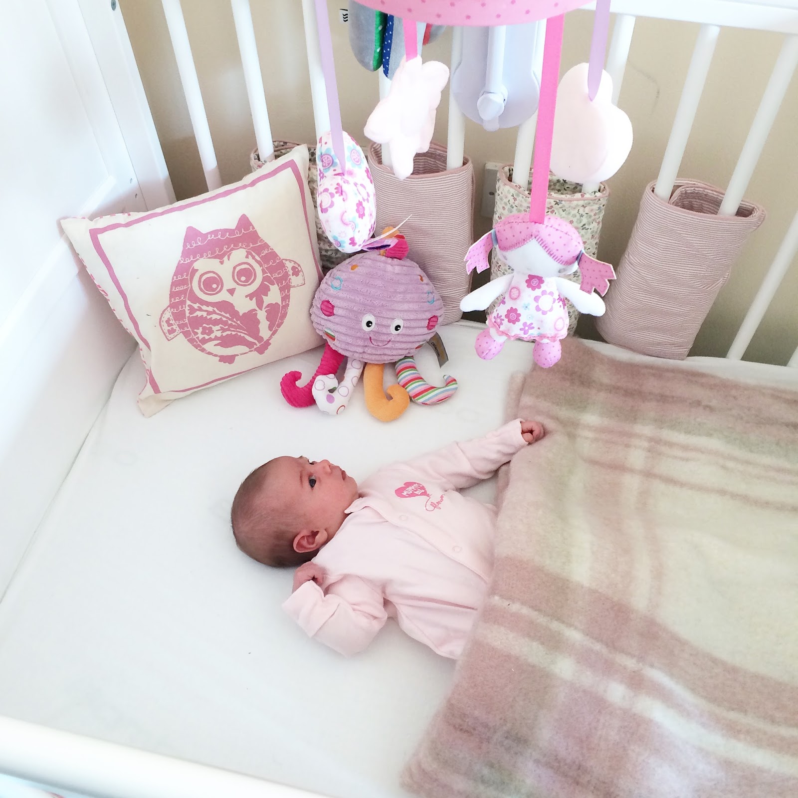 Kerry Conway Transitioning Baby From Moses Basket To Cot