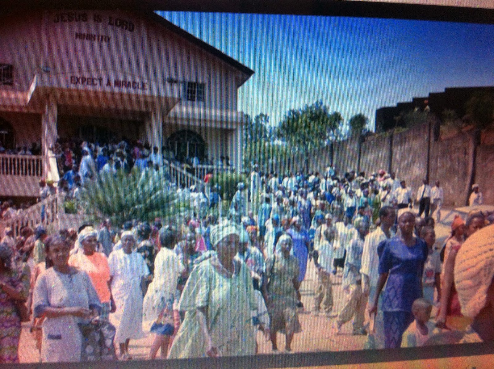 THE BLACK SOCIAL HISTORY:: BLACK SOCIAL HISTORY : THE SIERRA LEONE