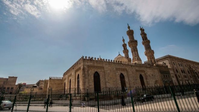 فيروس-كورونا:-وقف-الصلوات-بالمساجد-والكنائس-في-مصر،-و48-إصابة-جديدة-في-السعودية