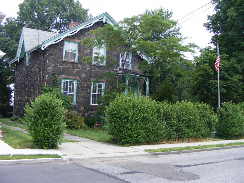 last civilized yank Elliott House, Livingston, (Elliottville), North Shore, Staten Island, NY