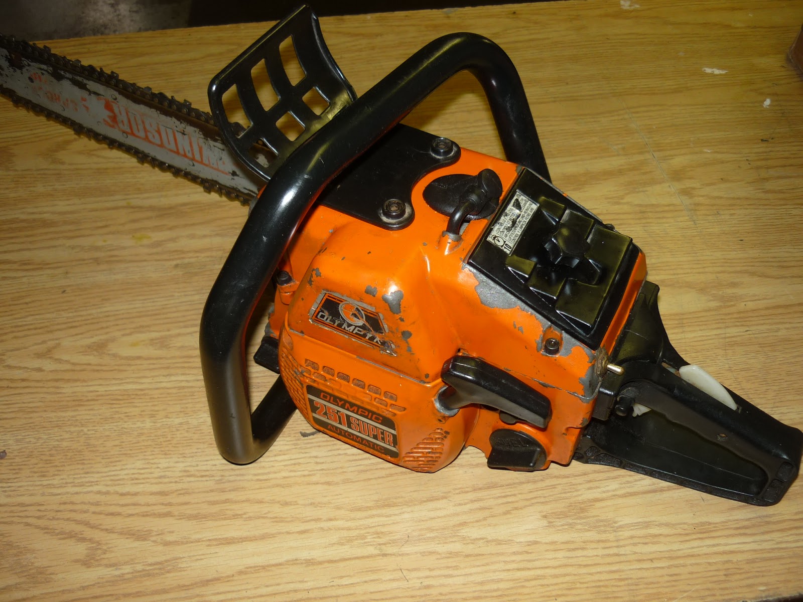 VINTAGE CHAINSAW COLLECTION