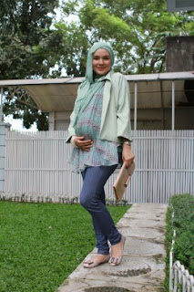 Padu Padan Warna Celana Jeans Yang Bagus Untuk Wanita Muslimah Padu Padan Warna Celana Jeans Yang Bagus Untuk Wanita Muslimah