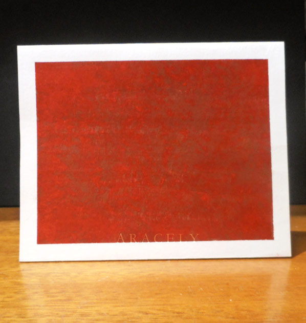 tarjeta rojo beige repujado aluminio