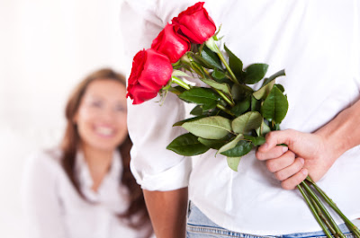 https://4.bp.blogspot.com/-R3JLquNV6UA/TgaGaVB5jbI/AAAAAAAAArQ/hAeEY9SE8nw/s400/man+giving+flowers.jpg