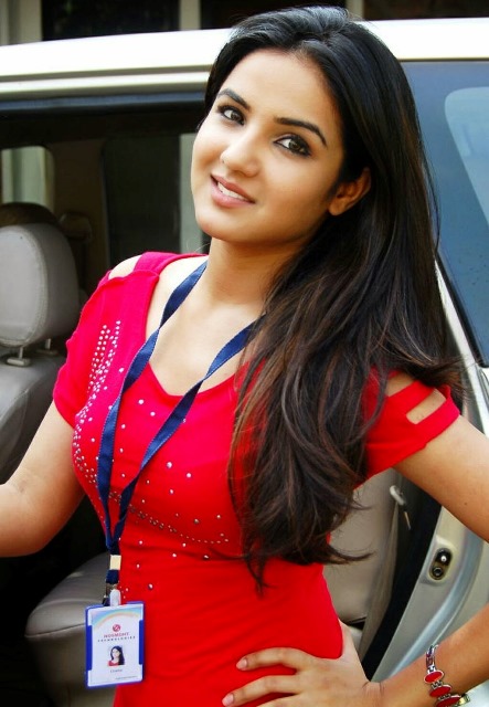 Twinkle of Tashan E Ishq, Zee tv show "Jasmin Bhasin" Beautiful