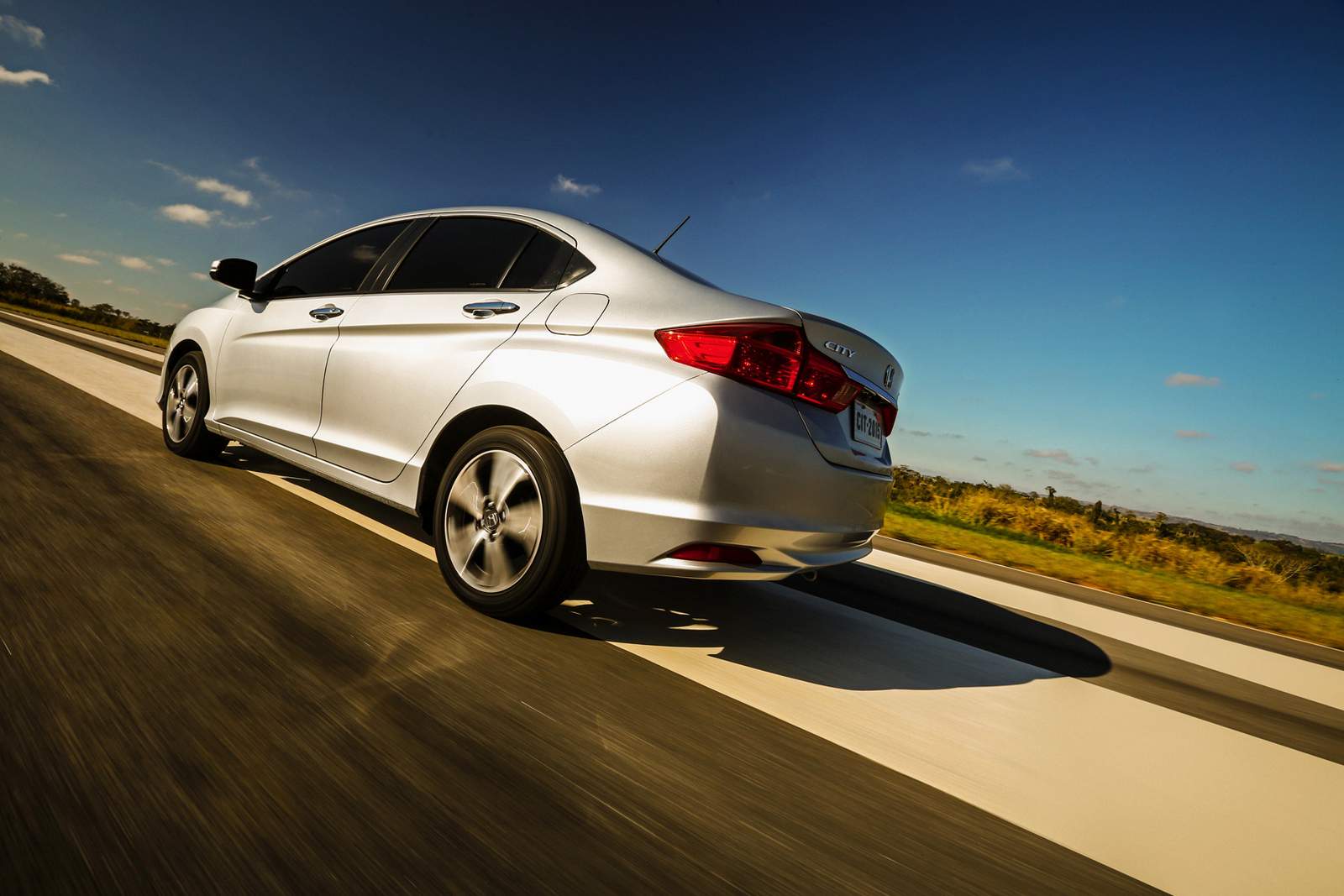 Novo Honda City 2015 preço, itens, consumo e ficha técnica