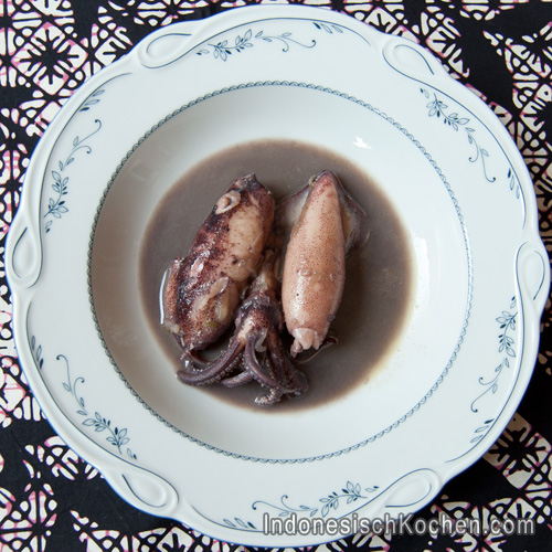 Tintenfisch Schwarze Soße indonesisch Rezept