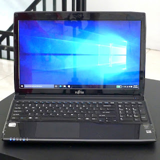 Laptop Gaming Fujitsu AH544 Core i7 Di Malang