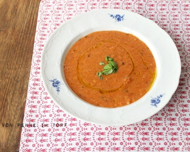 Penne im Topf: Brotsuppe mit Tomaten aus La Cucina - Die originale ...