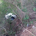 Carro capota entre Baixa Grande e Ipirá, na BA-052