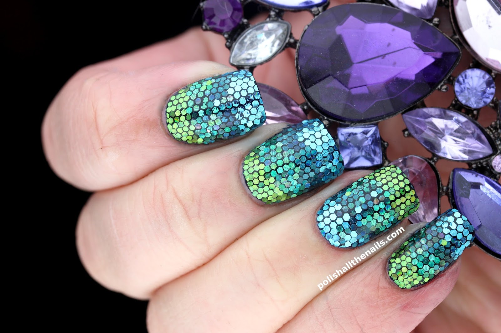 Nail Art Real Mermaid Glitter Nails