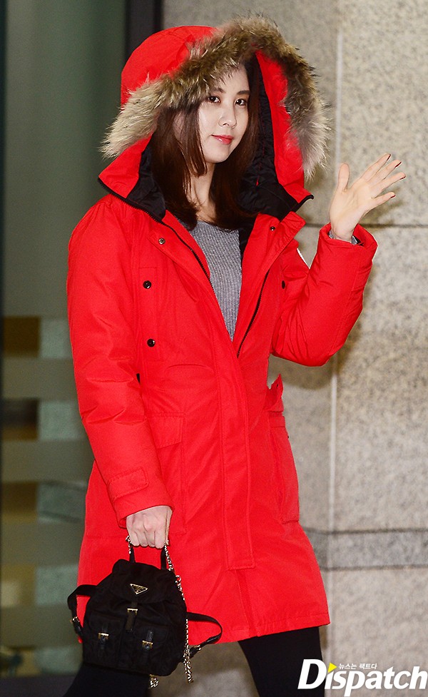 Kdrama_Fashion - Seohyun spotted carrying CHANEL 19 Large