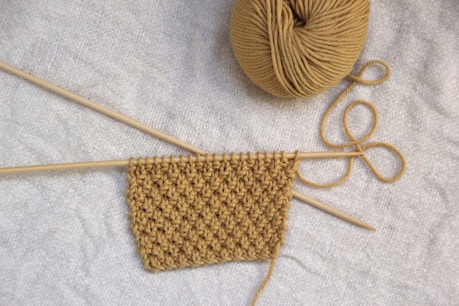 Punto de arroz doble