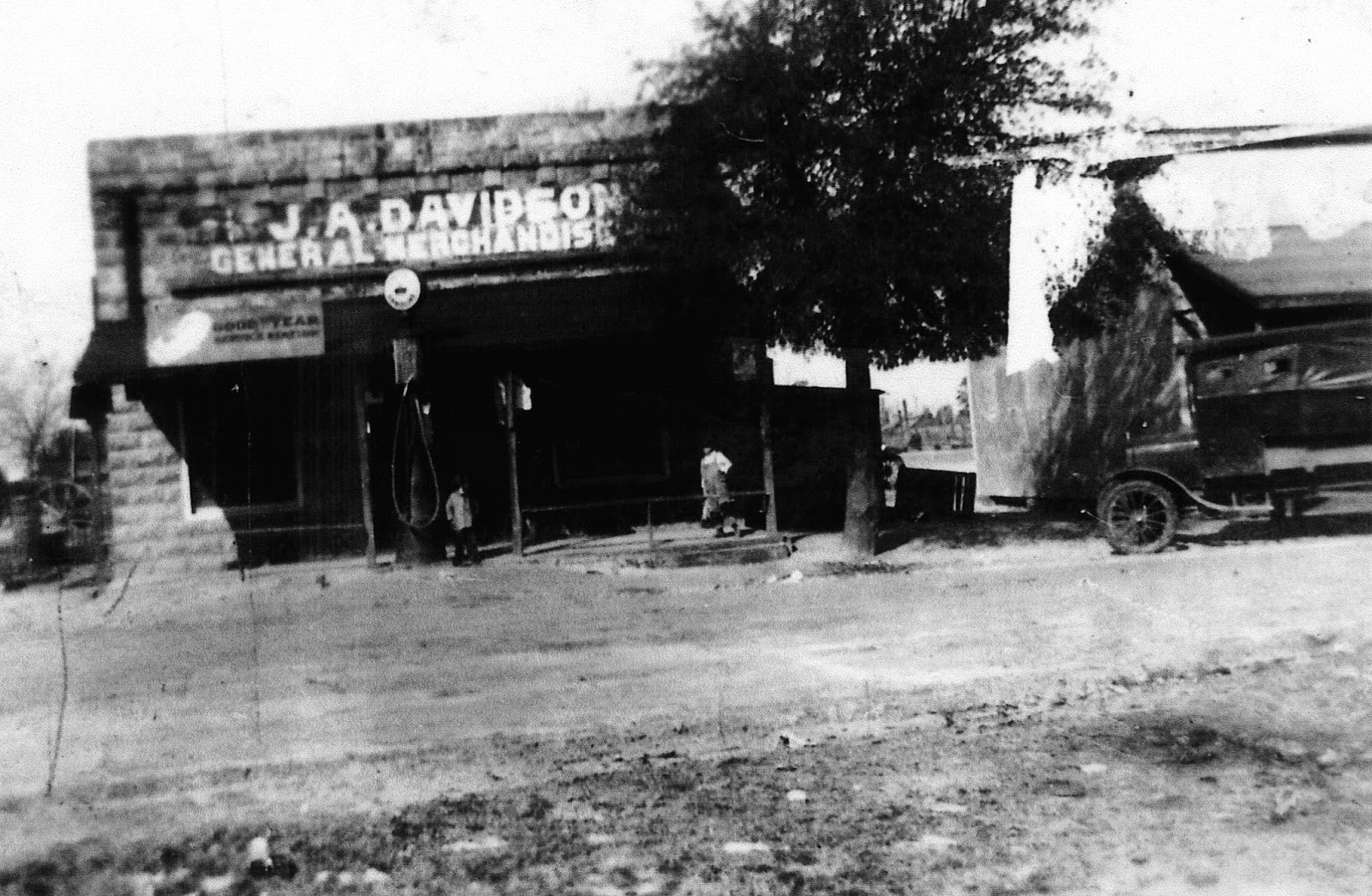 ﻿A HISTORY OF RENTZ,