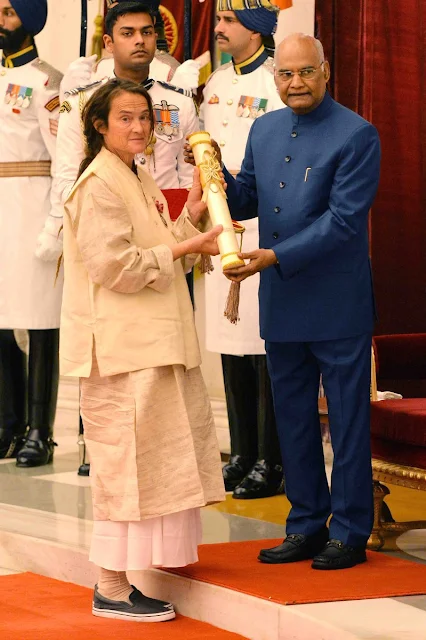 Sudevi Mataji being honoured with Padma Shri in 2019.