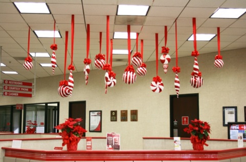 adornos navideños para la oficina, como decorar la oficina en navidad