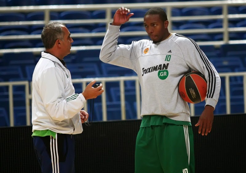 Δε χάνει χρόνο ο Νέλσον! (pics)