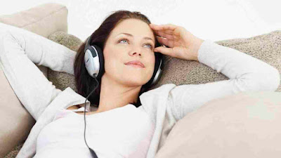 Tips Mendengarkan Musik Dengan Benar Tips Mendengarkan Musik Dengan Benar