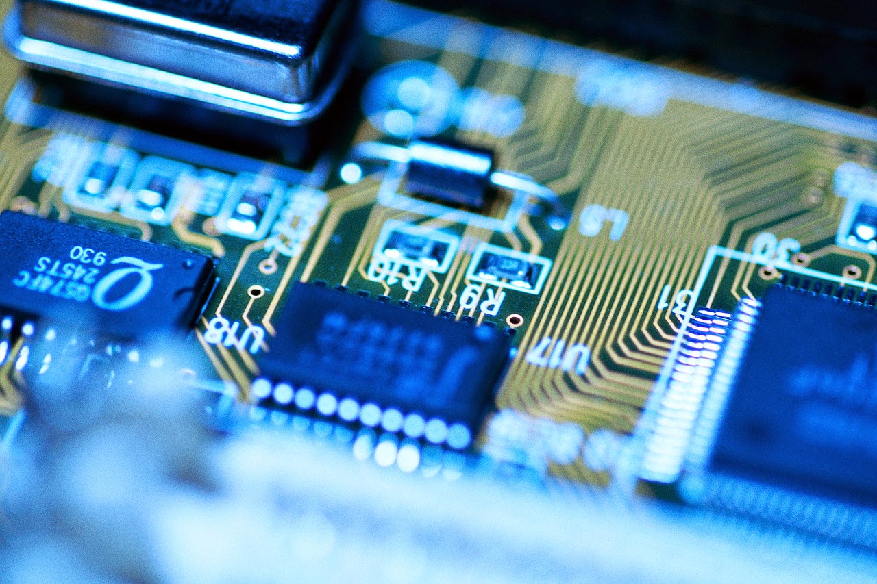 AMNABLOG PENGERTIAN DARI HARDWARE DAN SOFTWARE BESERTA FUNGSI