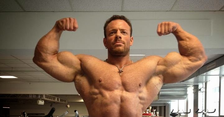 Muscle Lover: IFBB Pro Sandro Hofer from Switzerland