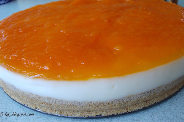 Ferkay: BİSKÜVİLİ BAL KABAKLI PASTA